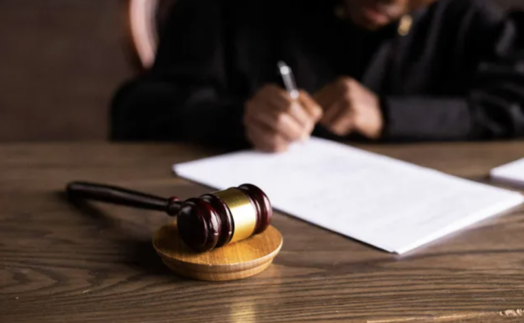 Swiss Asset Manager Roger Knox Sentenced to Prison for $150 Million Securities Scheme